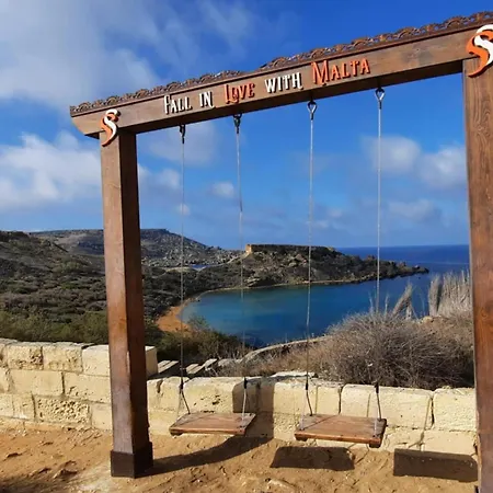 Side Sea View C, Steps Away To Bugibba Jetty, For The Blue Lagoon Boats And Other Islands St. Paul's Bay
